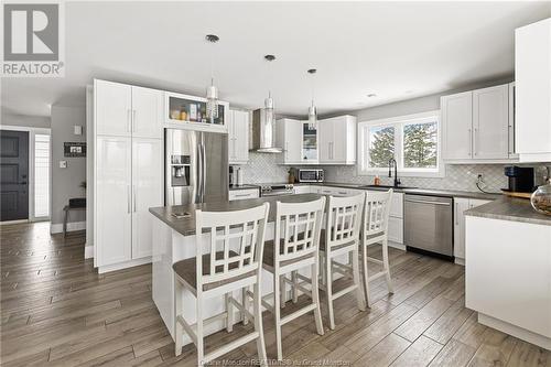 21 Carroll Rd, Steeves Mountain, NB - Indoor Photo Showing Kitchen With Upgraded Kitchen