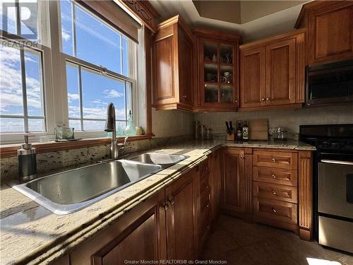 38 Front Road, Bay Du Vin, NB - Indoor Photo Showing Kitchen With Double Sink