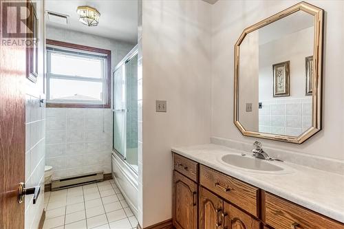 1871 Southview Drive, Sudbury, ON - Indoor Photo Showing Bathroom