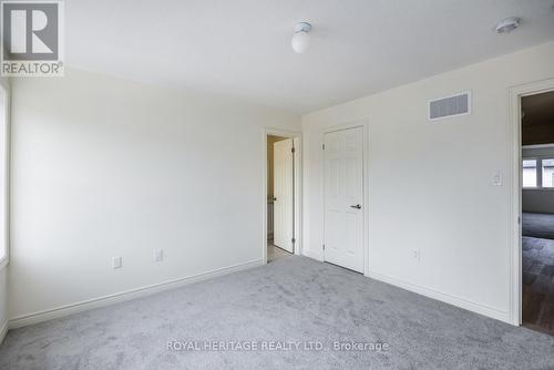 1186 Drinkle Cres, Oshawa, ON - Indoor Photo Showing Other Room