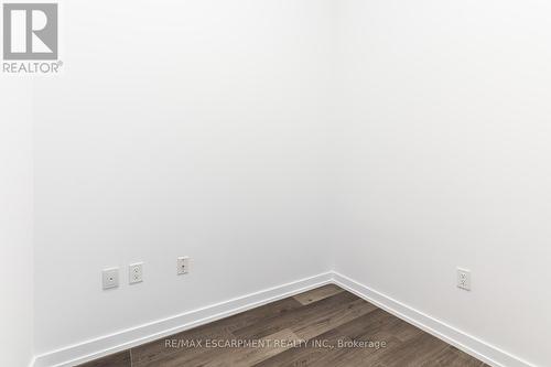 617 - 5055 Greenlane Road, Lincoln, ON - Indoor Photo Showing Other Room
