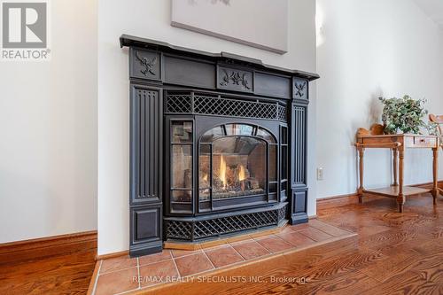 44 Zina St, Orangeville, ON - Indoor Photo Showing Living Room With Fireplace