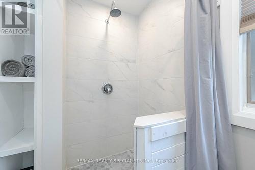 44 Zina St, Orangeville, ON - Indoor Photo Showing Bathroom