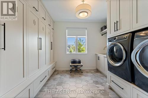 11 August St, Norwich, ON - Indoor Photo Showing Laundry Room