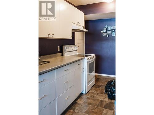 7358 Pearl Drive, Prince George, BC - Indoor Photo Showing Kitchen