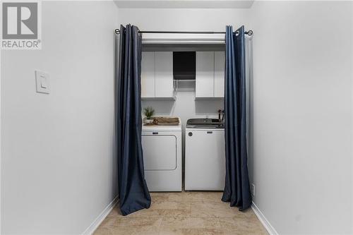 1607 Witt Road, Pembroke, ON - Indoor Photo Showing Laundry Room