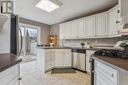 #14 -4667 Portage Rd, Niagara Falls, ON - Indoor Photo Showing Kitchen