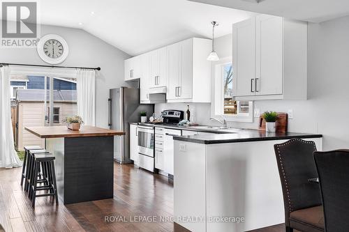 240 Derby Rd Rd, Fort Erie, ON - Indoor Photo Showing Kitchen