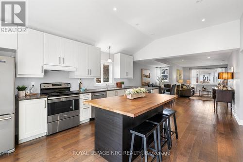 240 Derby Rd Road, Fort Erie, ON - Indoor Photo Showing Kitchen