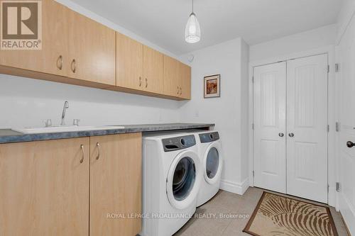 354 St Joseph St, Tweed, ON - Indoor Photo Showing Laundry Room