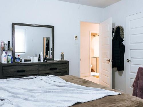 Bedroom - 12222 Rue Valmont, Montréal (Ahuntsic-Cartierville), QC - Indoor Photo Showing Bedroom