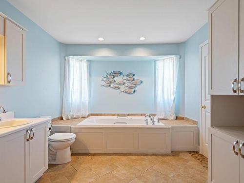 Salle de bains attenante Ã  la CCP - 280  - 282 Rue Des Rochers, Sainte-Adèle, QC - Indoor Photo Showing Bathroom