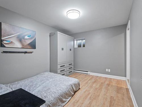 Sous-sol - 280  - 282 Rue Des Rochers, Sainte-Adèle, QC - Indoor Photo Showing Bedroom