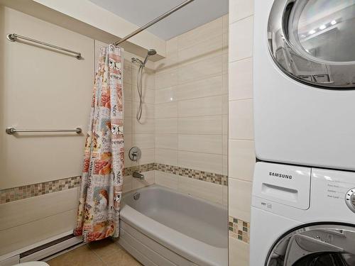GarÃ§onniÃ¨re - 280  - 282 Rue Des Rochers, Sainte-Adèle, QC - Indoor Photo Showing Laundry Room