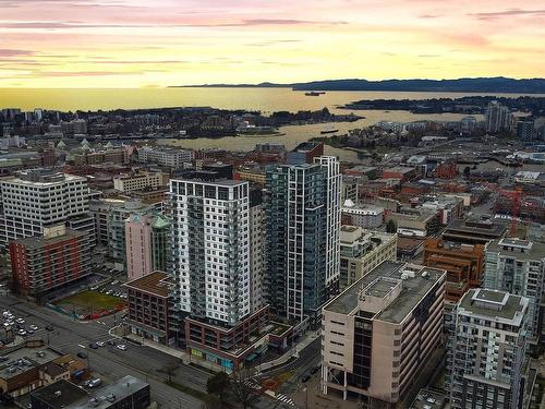 2304-777 Herald St, Victoria, BC - Outdoor With View