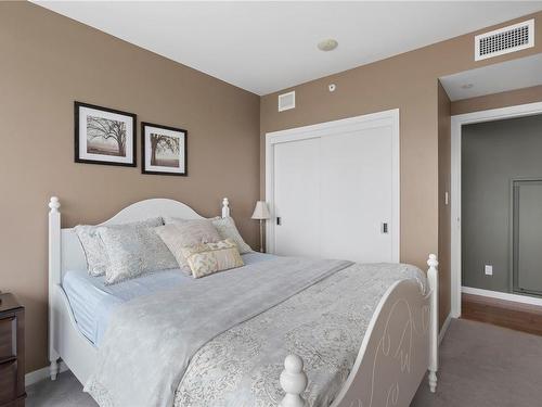 1506-707 Courtney St, Victoria, BC - Indoor Photo Showing Bedroom