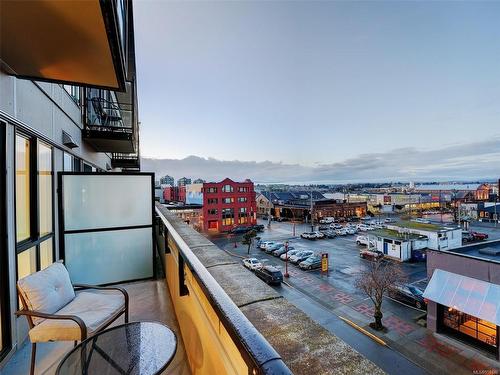 405-517 Fisgard St, Victoria, BC - Outdoor With Balcony With View