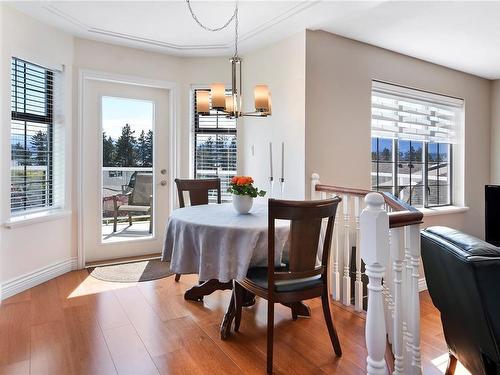 3279 Cordova Bay, Nanaimo, BC - Indoor Photo Showing Dining Room