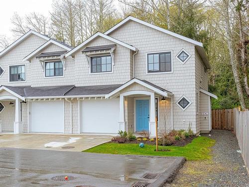 109-2096 Kennedy St, Sooke, BC - Outdoor With Facade