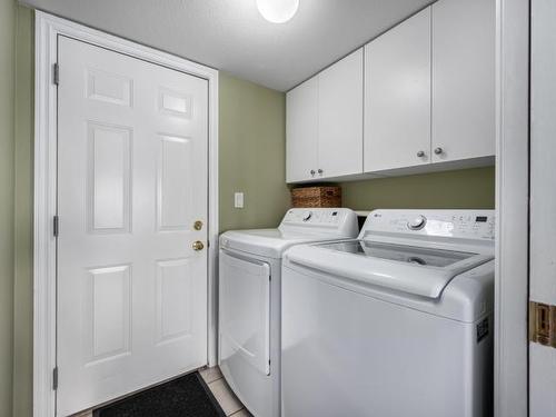 31-1750 Mckinley Crt, Kamloops, BC - Indoor Photo Showing Laundry Room