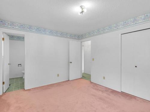 1590 Hillside Drive, Kamloops, BC - Indoor Photo Showing Other Room