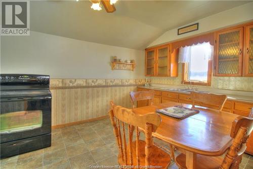 1210 Emerson Rd, Beersville, NB - Indoor Photo Showing Dining Room