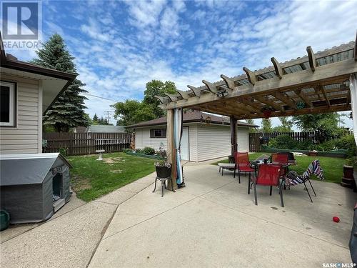 238 1St Avenue E, Canora, SK - Outdoor With Exterior