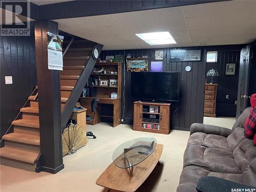 238 1St Avenue E, Canora, SK - Indoor Photo Showing Basement