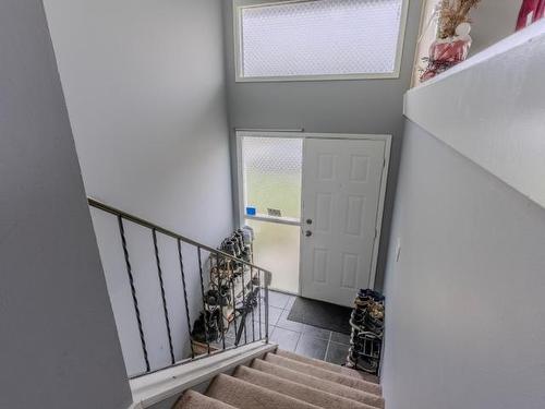 246 Fairview Ave, Kamloops, BC - Indoor Photo Showing Other Room