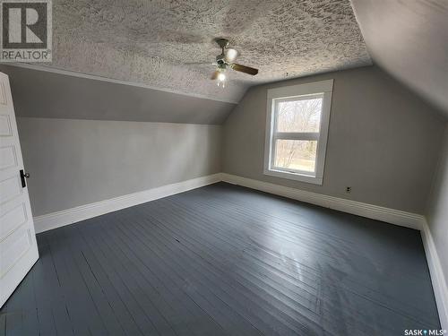 328 6Th Avenue, Broadview, SK - Indoor Photo Showing Other Room