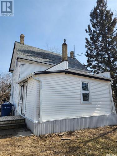 328 6Th Avenue, Broadview, SK - Outdoor