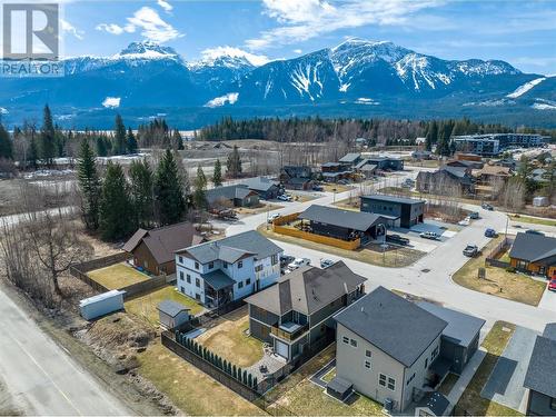 1938 Aspen Crescent, Revelstoke, BC - Outdoor With View