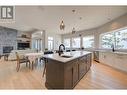 3316 Black Pine Lane, Kelowna, BC  - Indoor Photo Showing Kitchen With Upgraded Kitchen 