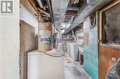 105 Jolliet Avenue, Ottawa, ON - Indoor Photo Showing Laundry Room