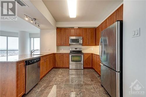 234 Rideau Street Unit#2603, Ottawa, ON - Indoor Photo Showing Kitchen With Stainless Steel Kitchen