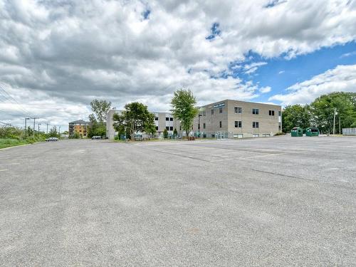 Back facade - 280-155 Boul. Lacombe, Repentigny (Le Gardeur), QC - Outdoor