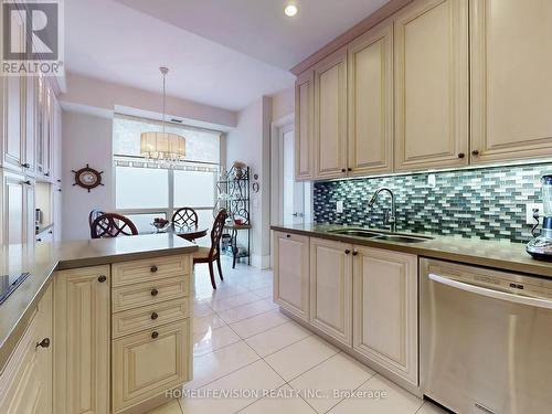 2620 - 70 Roehampton Avenue, Toronto, ON - Indoor Photo Showing Kitchen With Double Sink