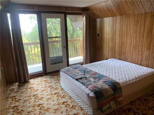 50 Lakeview Road, Pelican Lake, MB - Indoor Photo Showing Bedroom