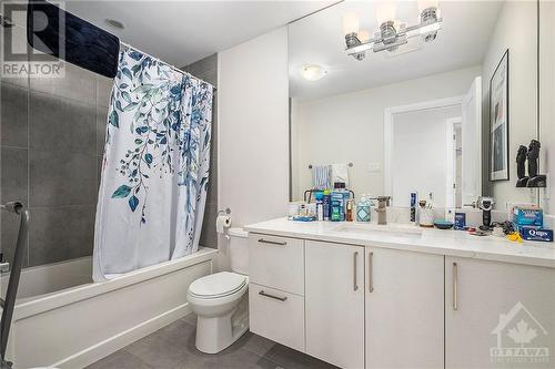 1286 Kilborn Avenue, Ottawa, ON - Indoor Photo Showing Bathroom