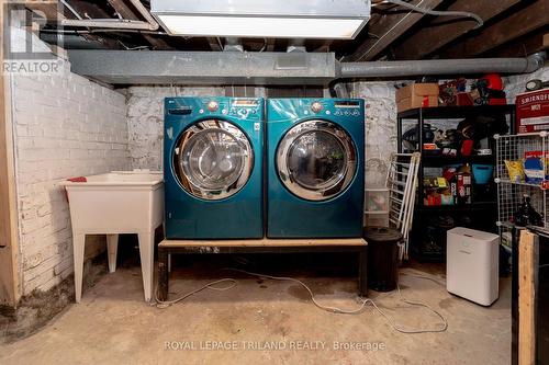 184 Wellington St, St. Thomas, ON - Indoor Photo Showing Laundry Room