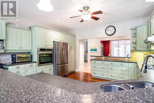 177 Harbour Beach Dr, Meaford, ON - Indoor Photo Showing Kitchen With Double Sink