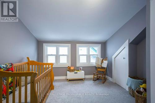 323 Foster Avenue, Belleville, ON - Indoor Photo Showing Bedroom
