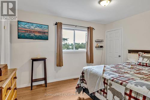 1050 Privet Drive, Minden Hills, ON - Indoor Photo Showing Bedroom