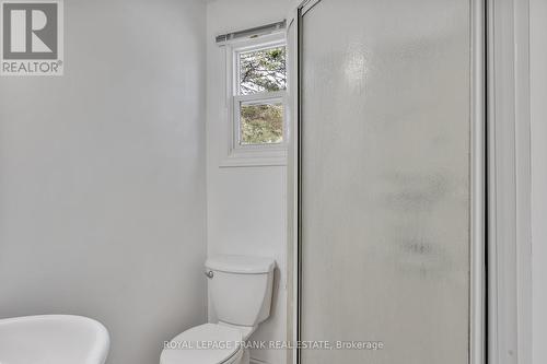 1050 Privet Drive, Minden Hills, ON - Indoor Photo Showing Bathroom