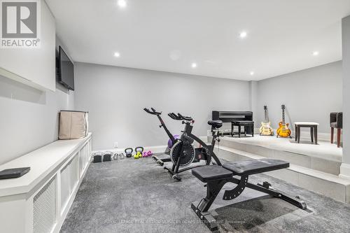 190 Rosedale Heights Dr, Toronto, ON - Indoor Photo Showing Gym Room