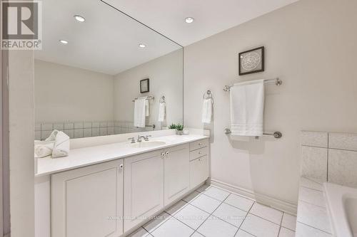 #2306 -1900 The Collegeway, Mississauga, ON - Indoor Photo Showing Bathroom