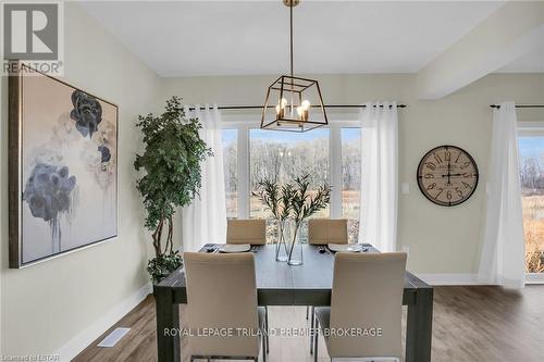 2657 Bobolink Lane, London, ON - Indoor Photo Showing Dining Room