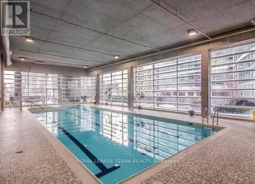 #811 -81 Navy Wharf Crt, Toronto, ON - Indoor Photo Showing Other Room With In Ground Pool