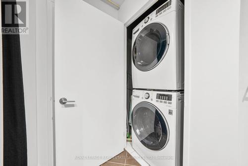 #106 -1 Shaw St, Toronto, ON - Indoor Photo Showing Laundry Room