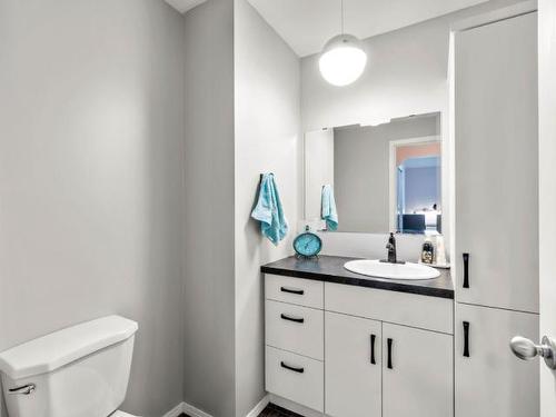 4-366 Murtle Cres, Clearwater, BC - Indoor Photo Showing Bathroom